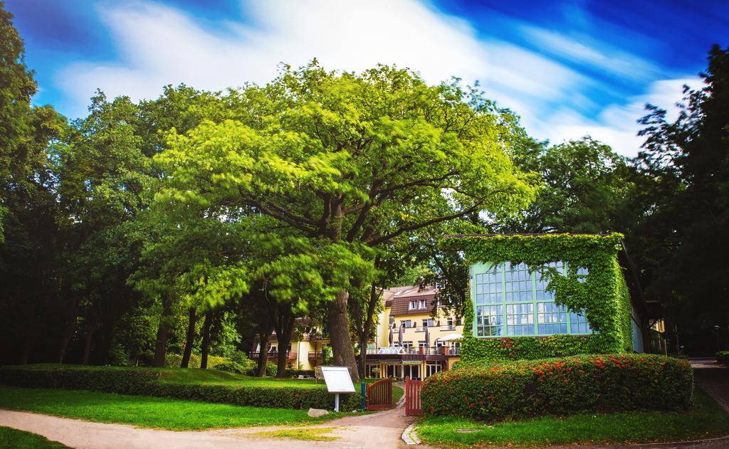 Güstrow Kurhaus Am Inselsee מראה חיצוני תמונה